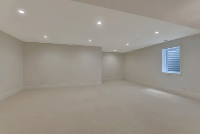 $1,795,000 | 146 Sterling Lane, Wilmette, IL 60091