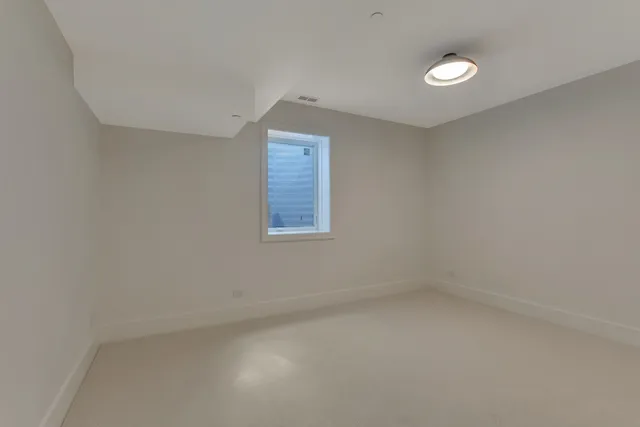 $1,795,000 | 146 Sterling Lane, Wilmette, IL 60091