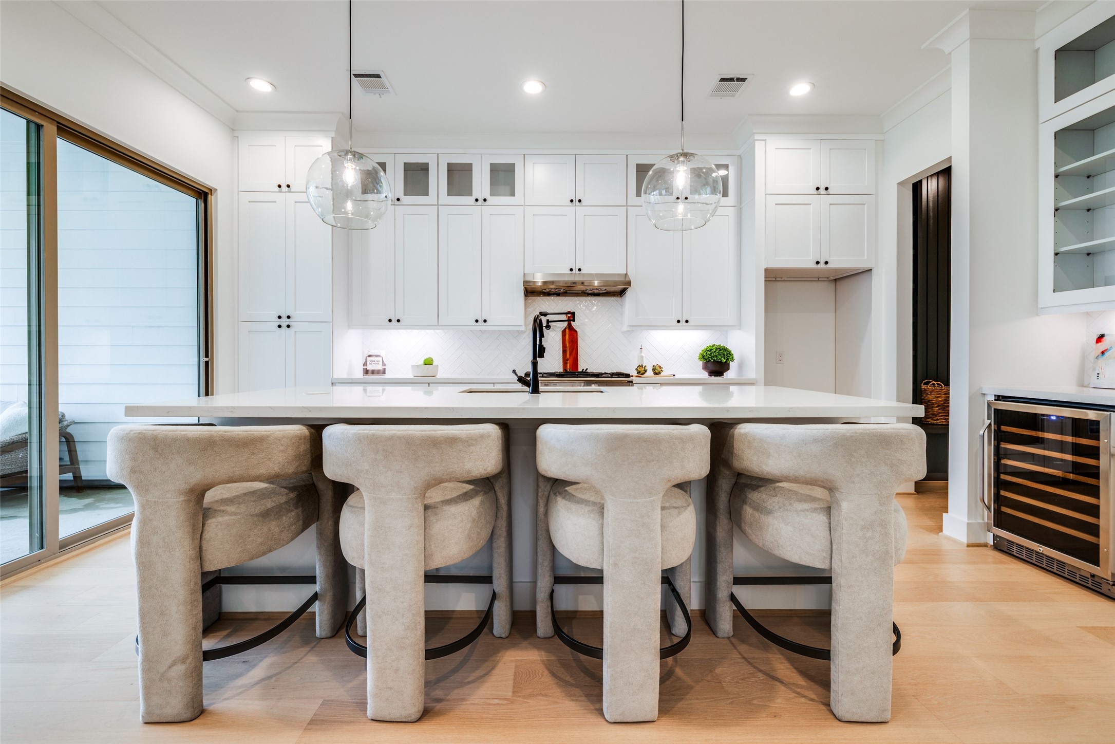 1016 Peden Street Houston, TX 77006 - Photo 11 of 45