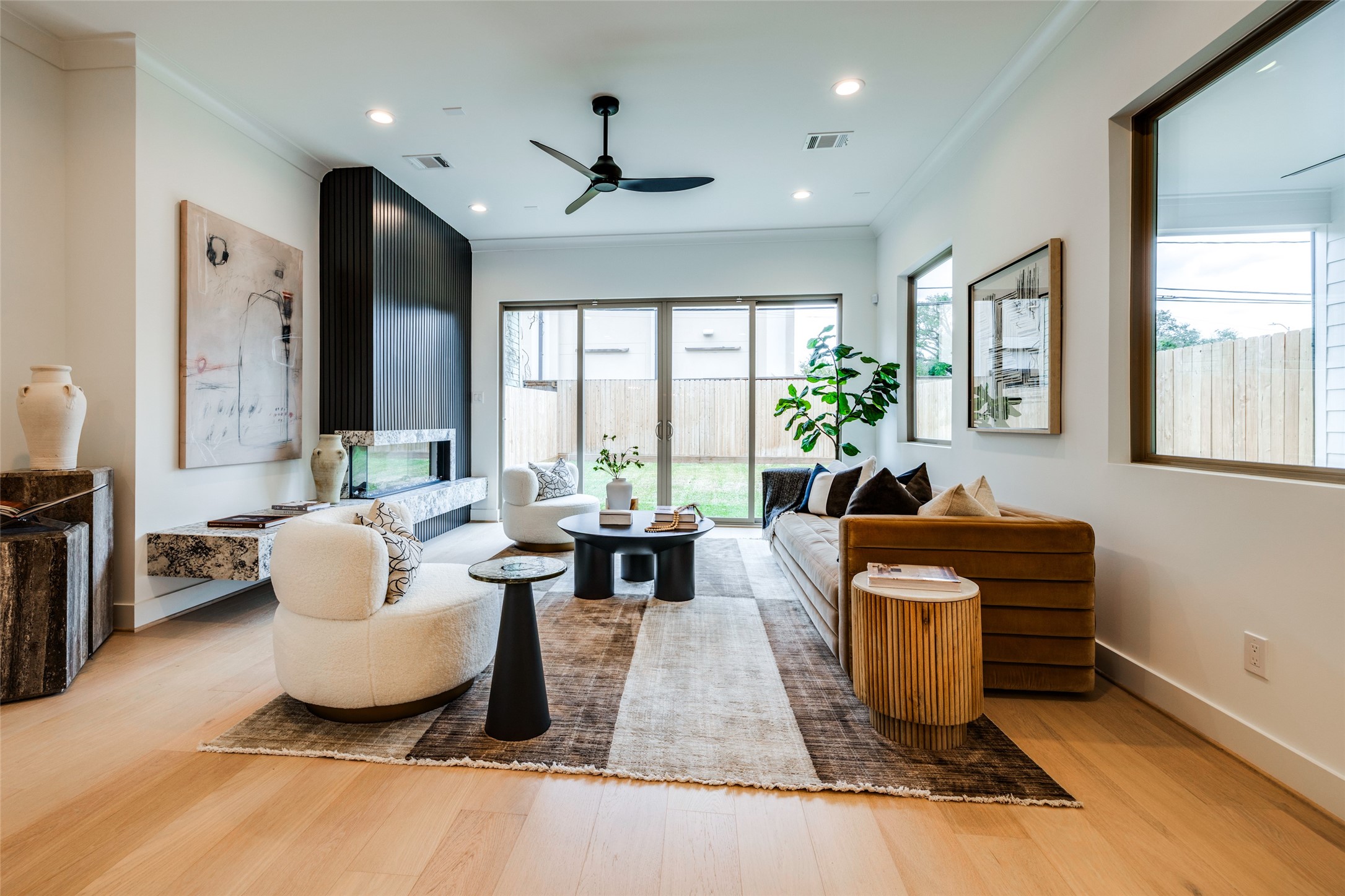 1016 Peden Street Houston, TX 77006 - Photo 21 of 45