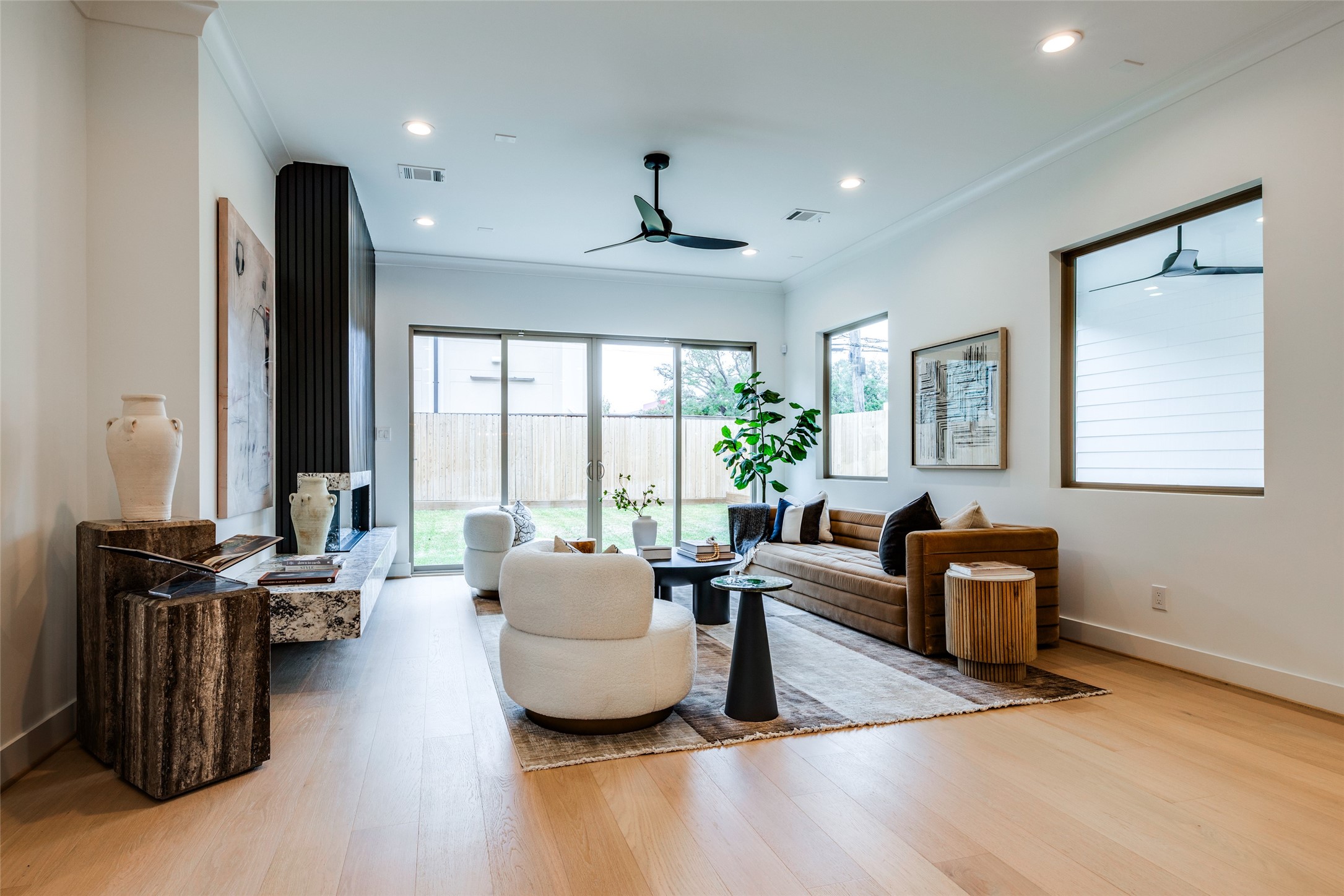 1016 Peden Street Houston, TX 77006 - Photo 22 of 45