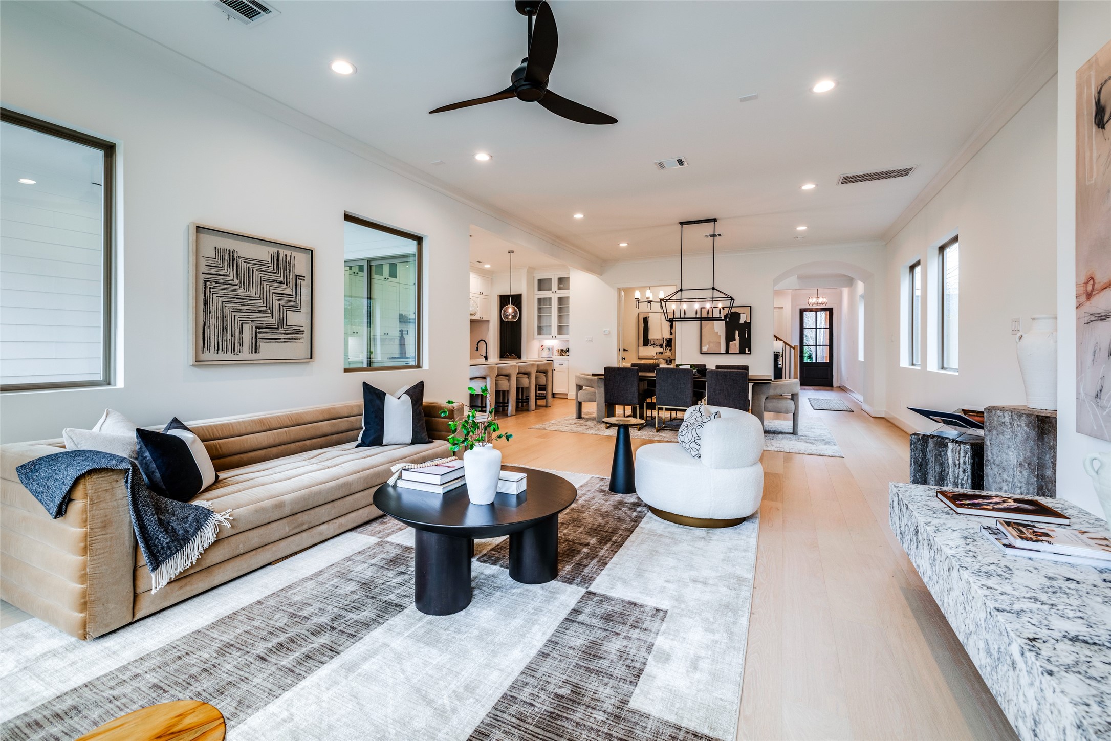 1016 Peden Street Houston, TX 77006 - Photo 24 of 45