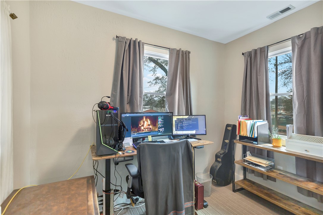 406 Cunningham Drive Anderson, SC 29624 - Photo 8 of 35