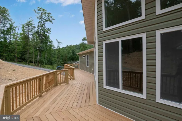 $509,900 | 19 Highridge Road, Front Royal, VA 22630