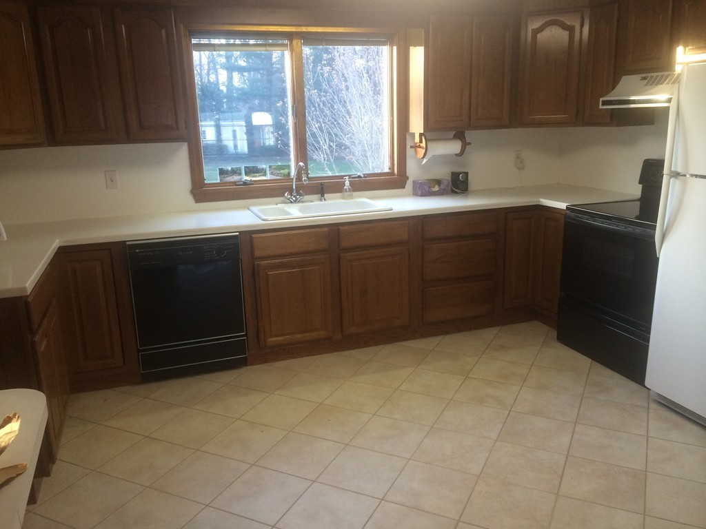 14 White Road Braintree, MA 02184 - Photo 8 of 17 Gallery Image 8