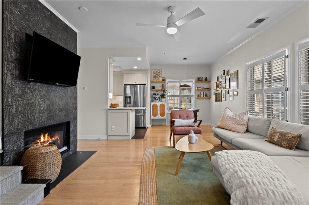 1331 Stillwood Chase Atlanta, GA 30306 - Photo 3 of 23