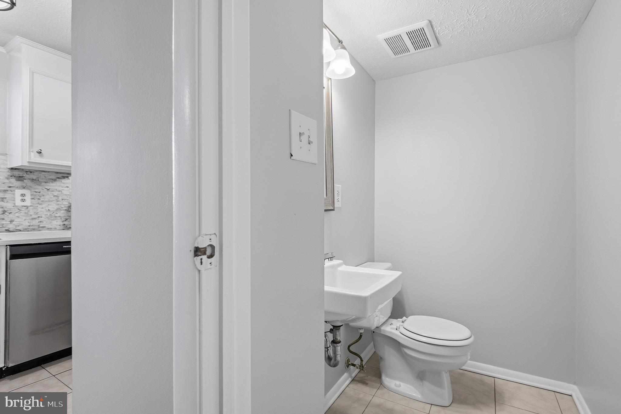 7802 Epsilon Drive Derwood, MD 20855 - Photo 25 of 63