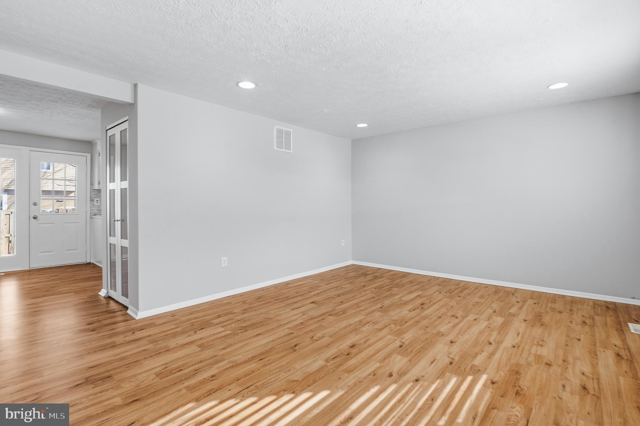 7802 Epsilon Drive Derwood, MD 20855 - Photo 8 of 63