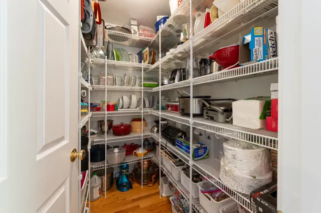 $799,900 | 22 Hobart Hill Road, Brookline, NH 03033