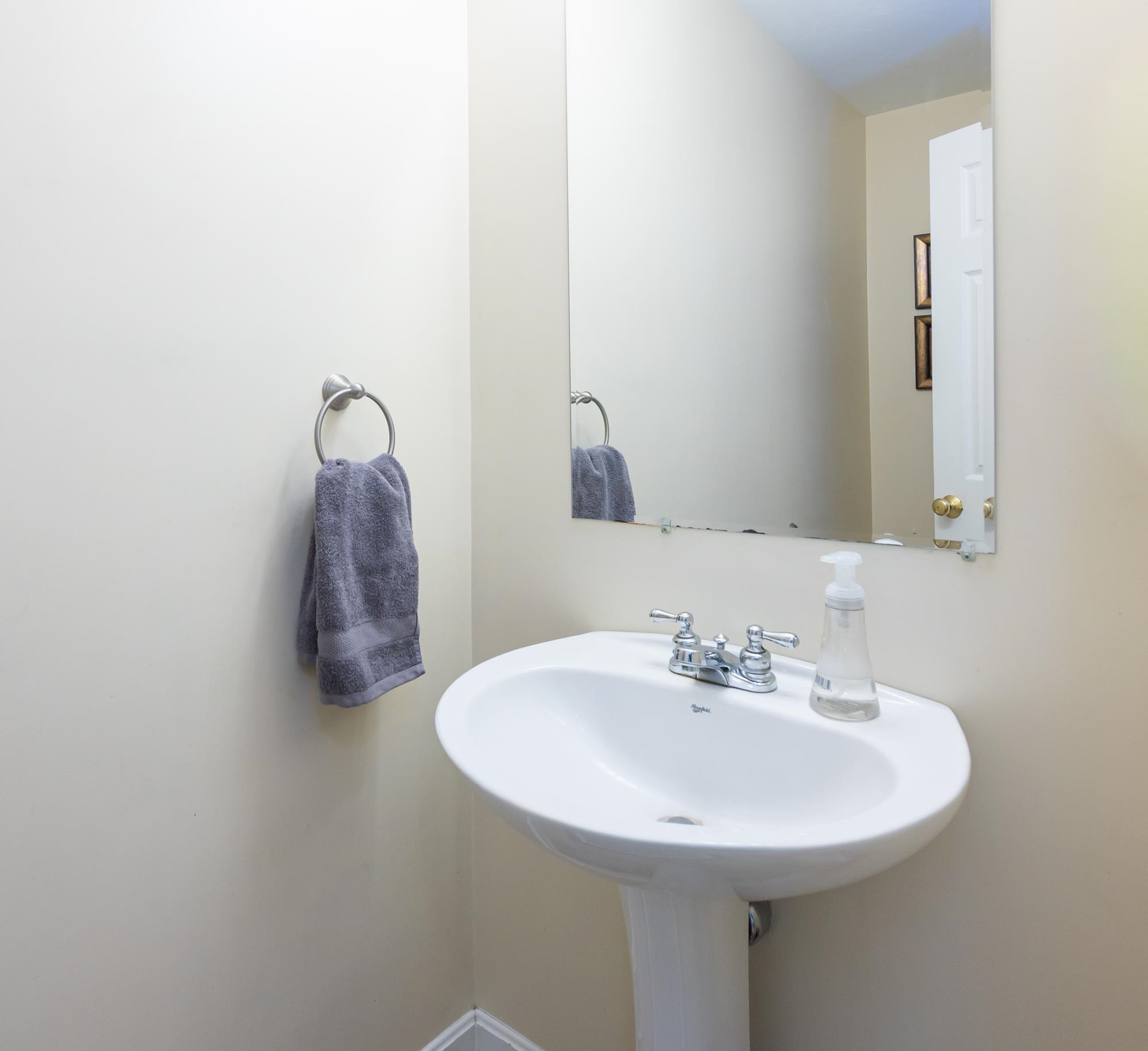 22 Hobart Hill Road Brookline, NH 03033 - Photo 14 of 48 Gallery Image 14