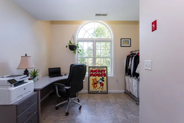 $799,900 | 22 Hobart Hill Road, Brookline, NH 03033