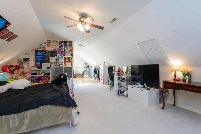 $799,900 | 22 Hobart Hill Road, Brookline, NH 03033