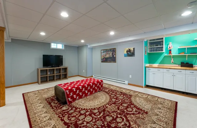 $799,900 | 22 Hobart Hill Road, Brookline, NH 03033