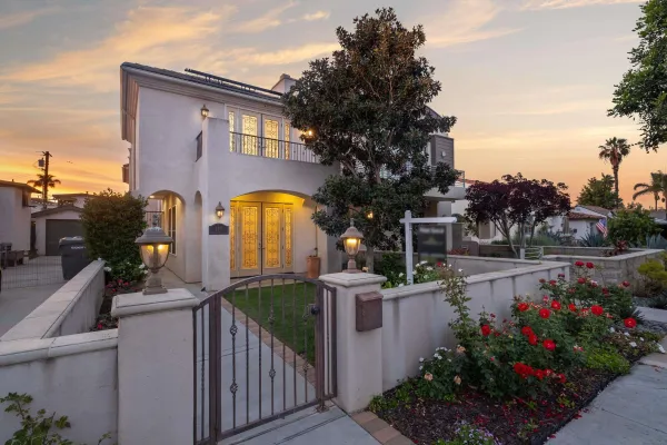 $2,995,000 | 438 H, Coronado, CA 92118