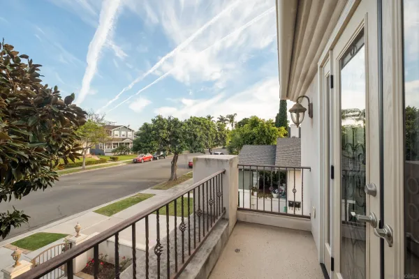 $2,995,000 | 438 H, Coronado, CA 92118