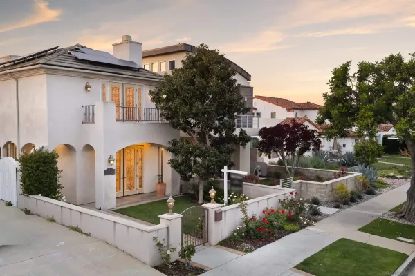 $2,995,000 | 438 H, Coronado, CA 92118