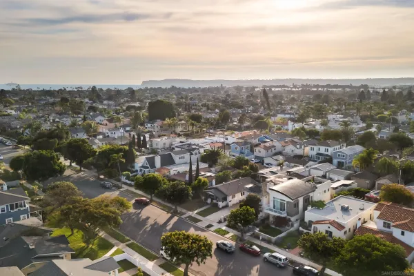 $2,995,000 | 438 H, Coronado, CA 92118