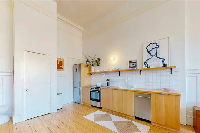 $425,000 | 225 Weybosset Street, Unit 12, Providence, RI 02903