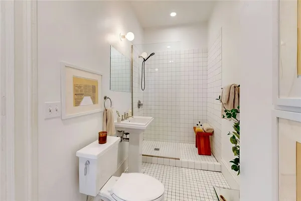 $425,000 | 225 Weybosset Street, Unit 12, Providence, RI 02903