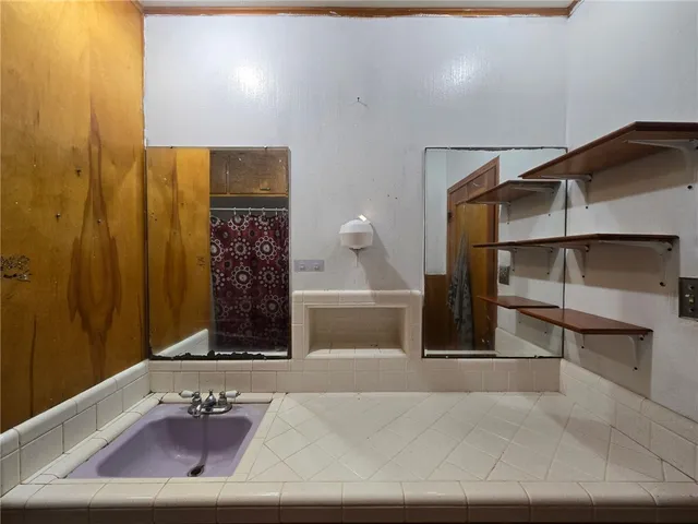 $220,000 | 345 Bartlett Drive, Corpus Christi, TX 78408