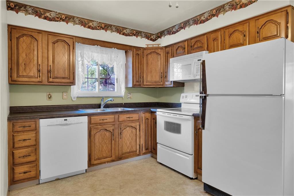215 McClure Road Cheswick, PA 15024 - Photo 5 of 22 Gallery Image 5
