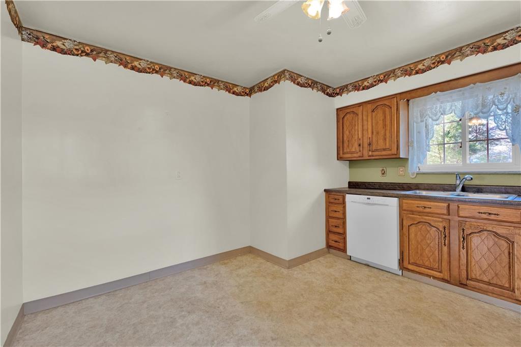215 McClure Road Cheswick, PA 15024 - Photo 7 of 22 Gallery Image 7