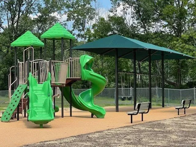 $435,000 | 13 Butternut Court, Highland Mills, NY 10930