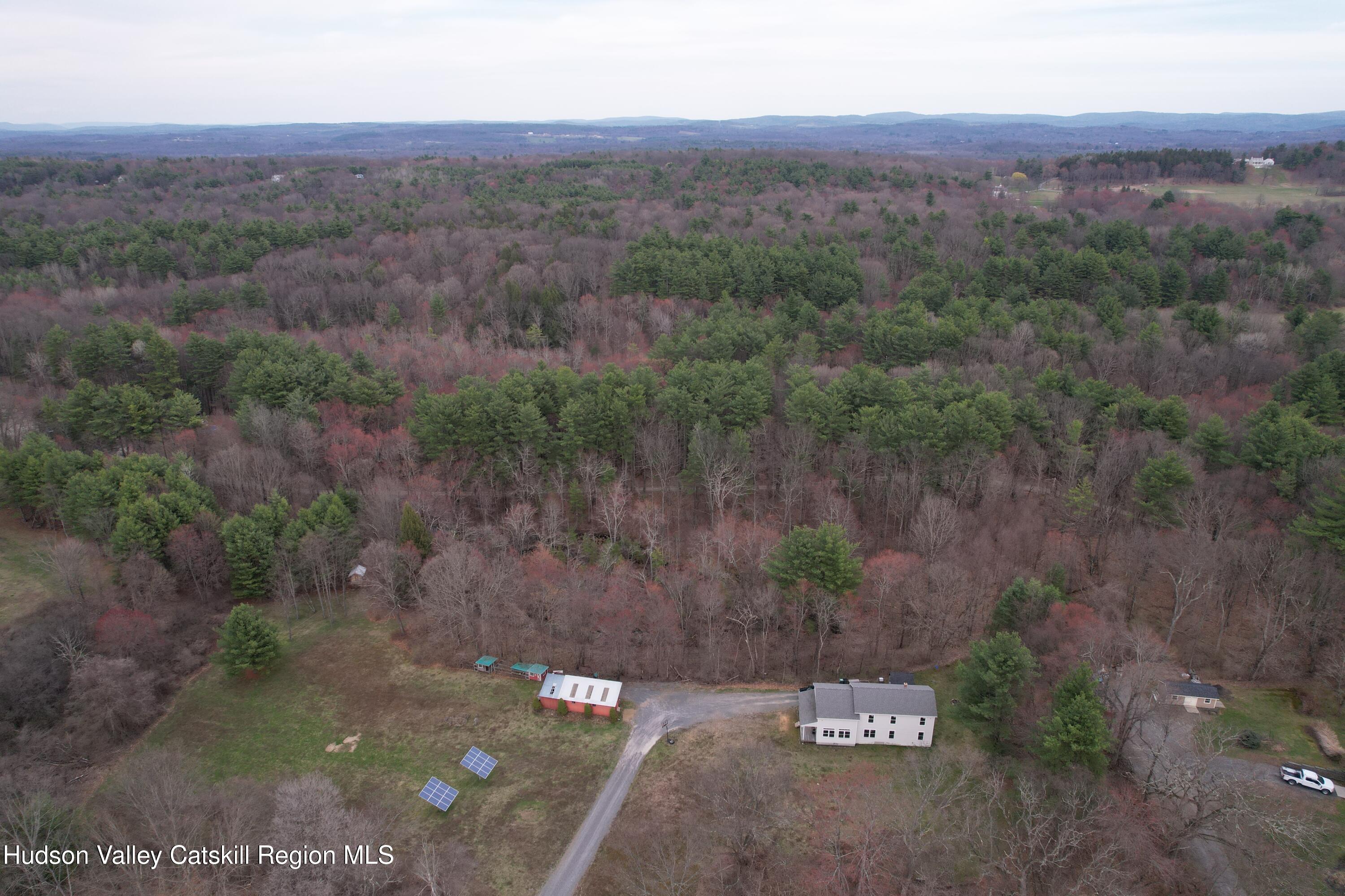 118 Hennett Road Valatie, NY 12184 - Photo 37 of 40 hennet 3