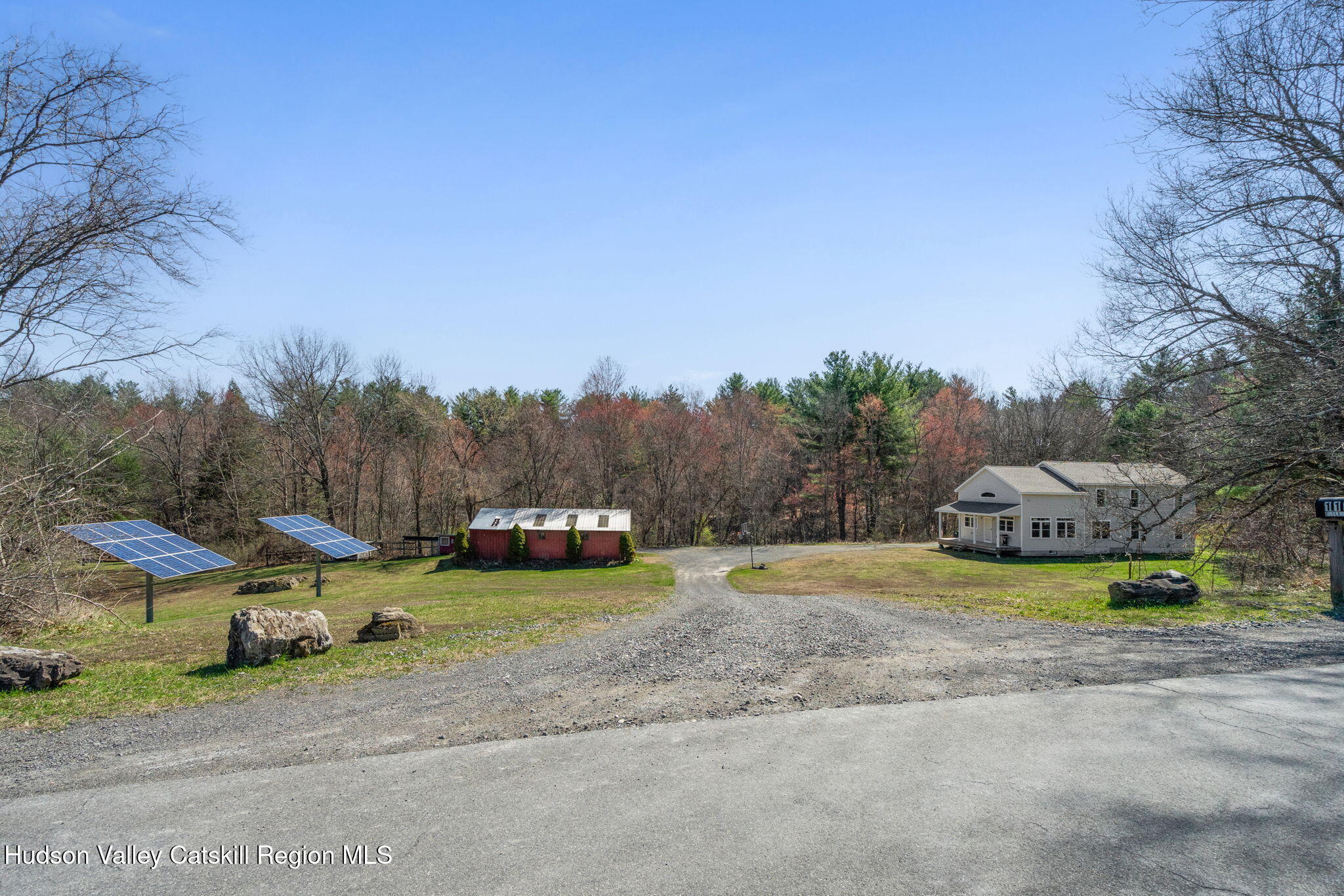 118 Hennett Road Valatie, NY 12184 - Photo 4 of 40 41-web-or-mls-118-hennett-rd