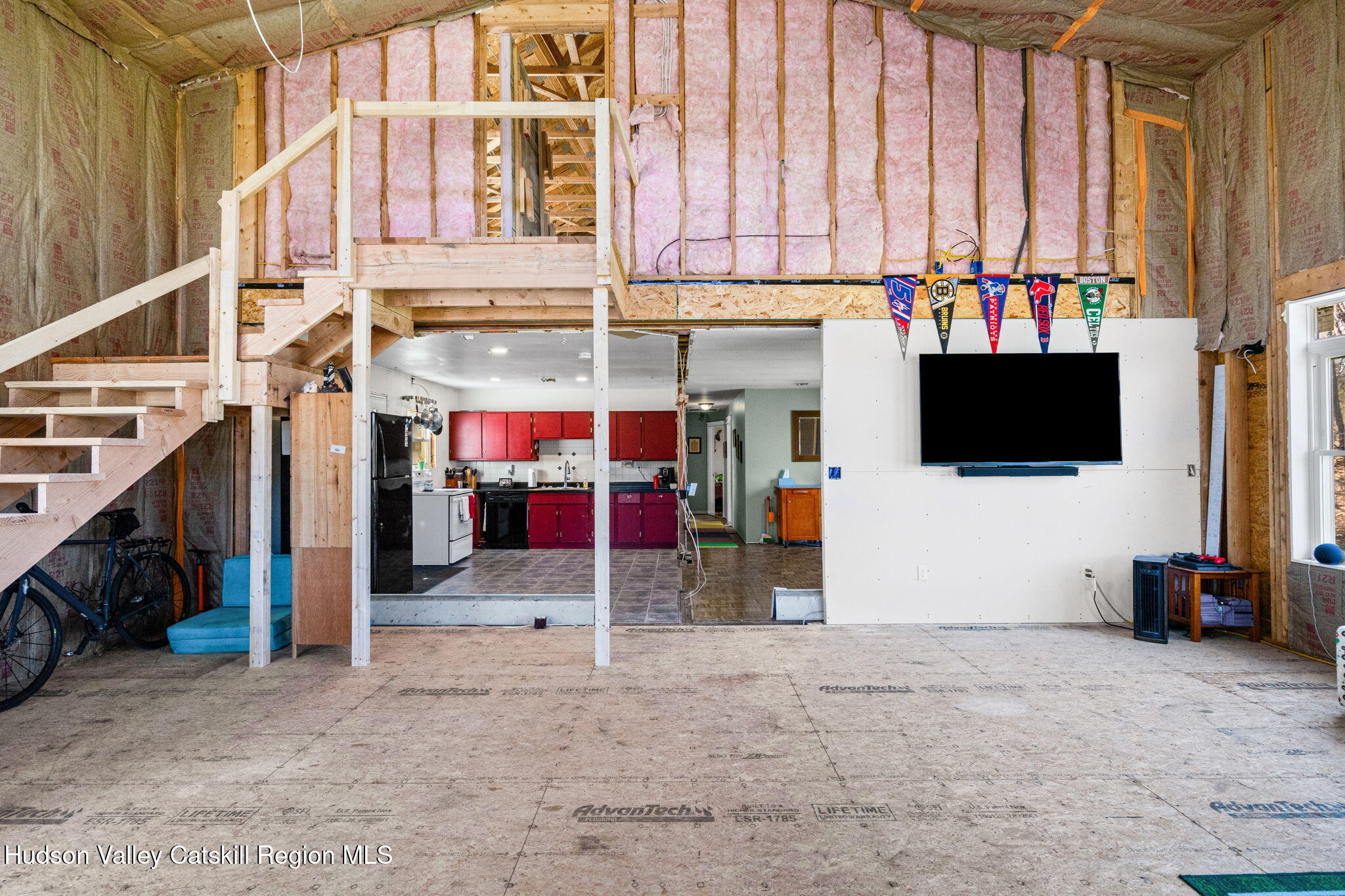 118 Hennett Road Valatie, NY 12184 - Photo 9 of 40 30-web-or-mls-118-hennett-rd