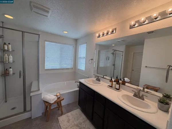 $635,000 | 2459 Chuck Hammond Drive, Fairfield, CA 94533