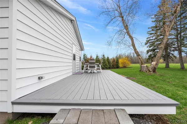 $714,900 | 7852 Highway 104, Oswego, NY 13126