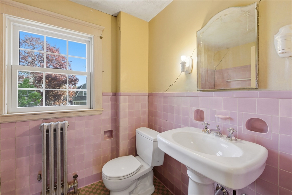 9 Cedar Street Marblehead, MA 01945 - Photo 22 of 26