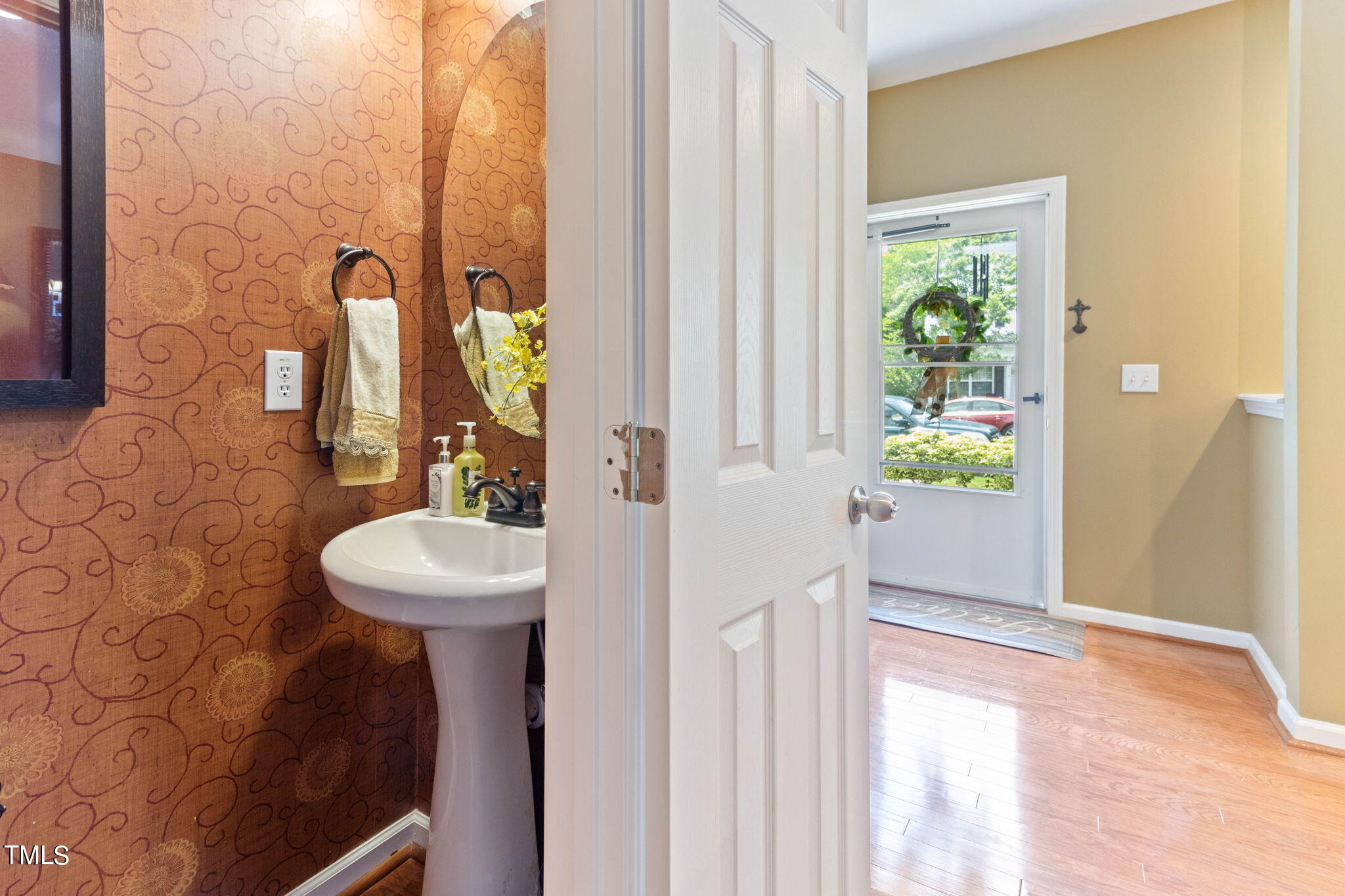 954 Spring Meadow Drive Durham, NC 27713 - Photo 18 of 47 Powder room