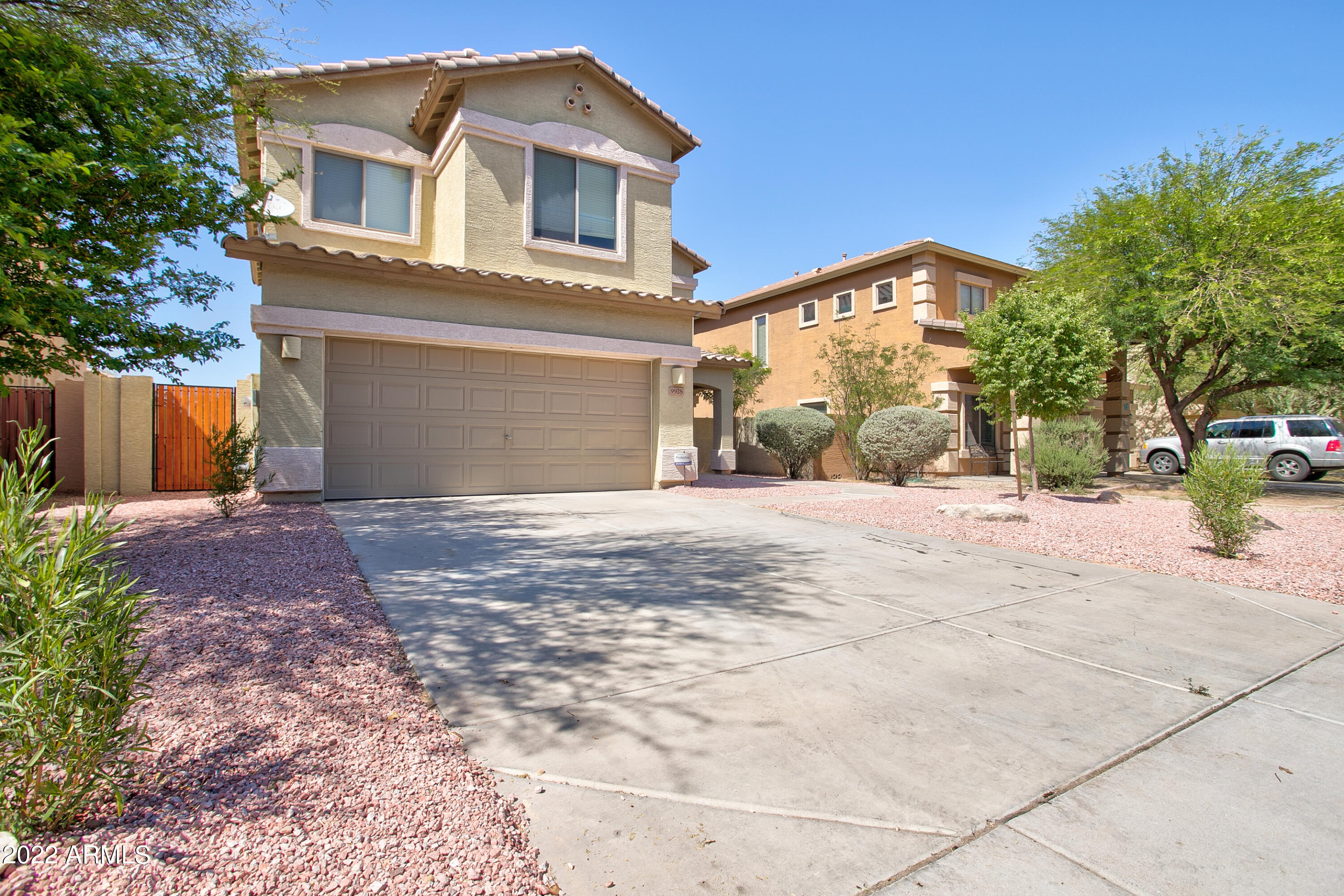 9928 West Chipman Road Tolleson, AZ 85353 - Photo 3 of 40 9926 W Chipman Rd-3
