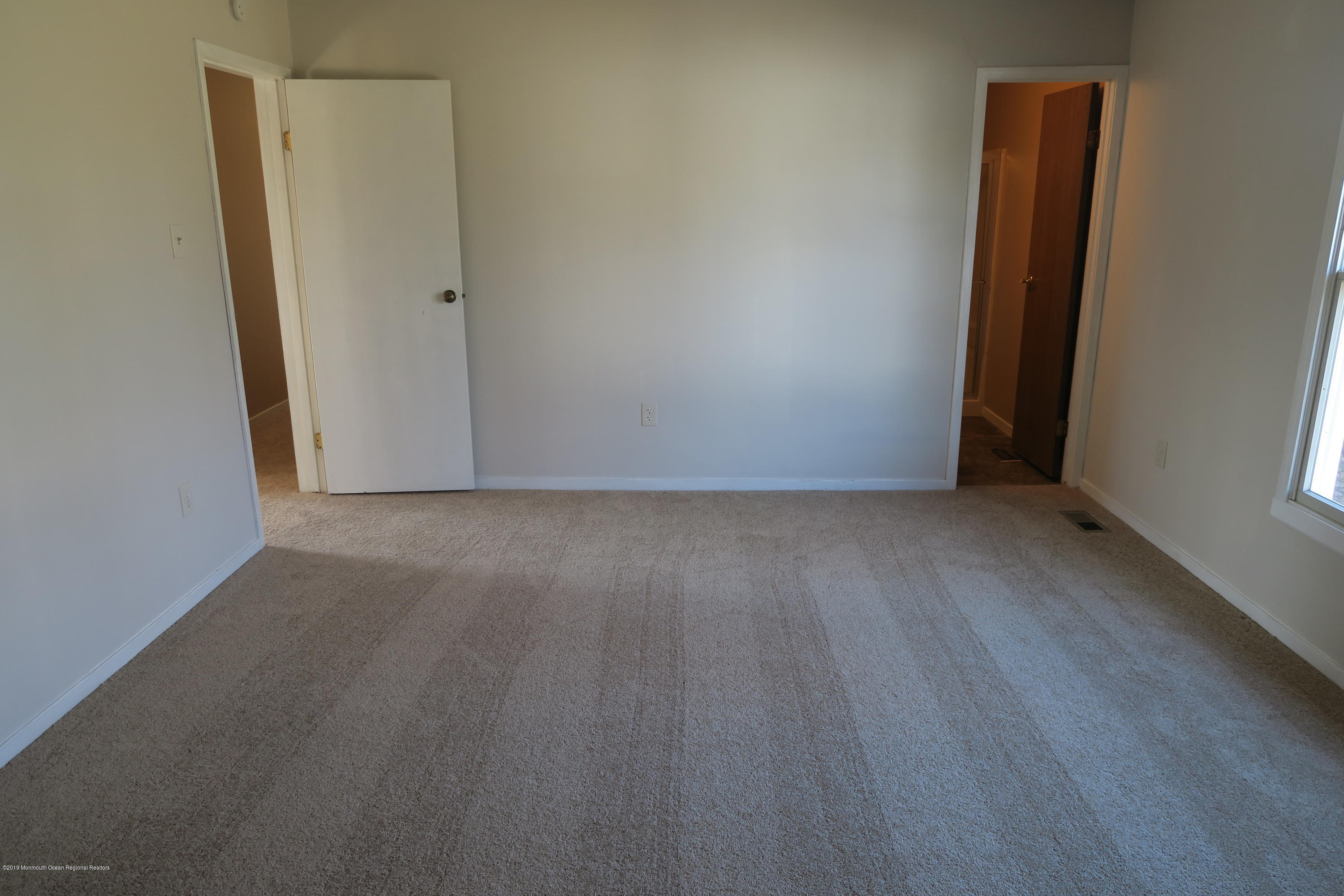 1 Donal Lane Cookstown, NJ 08511 - Photo 21 of 33 IMG_3417