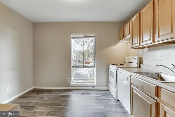 $2,950 | 7301 Larrup Court, Alexandria, VA 22315