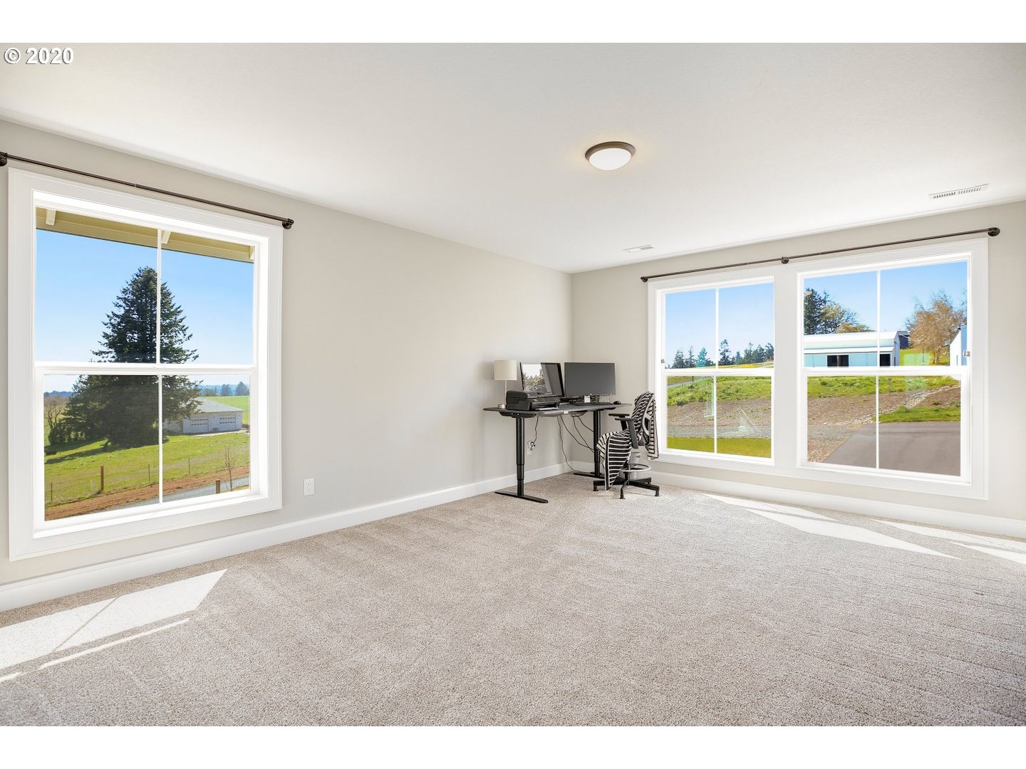 12255 Northeast Parrett Mountain Road Newberg, OR 97132 - Photo 20 of 32