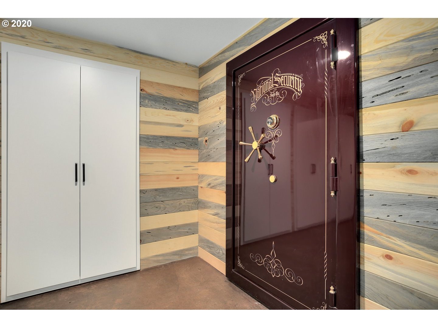 12255 Northeast Parrett Mountain Road Newberg, OR 97132 - Photo 26 of 32