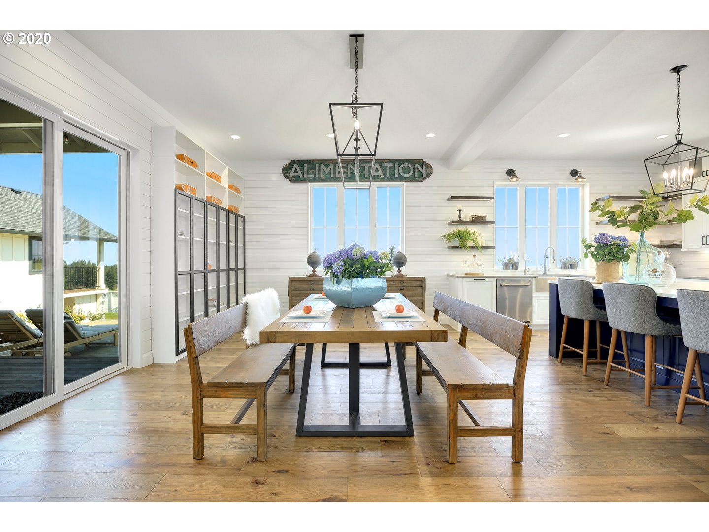 12255 Northeast Parrett Mountain Road Newberg, OR 97132 - Photo 5 of 32