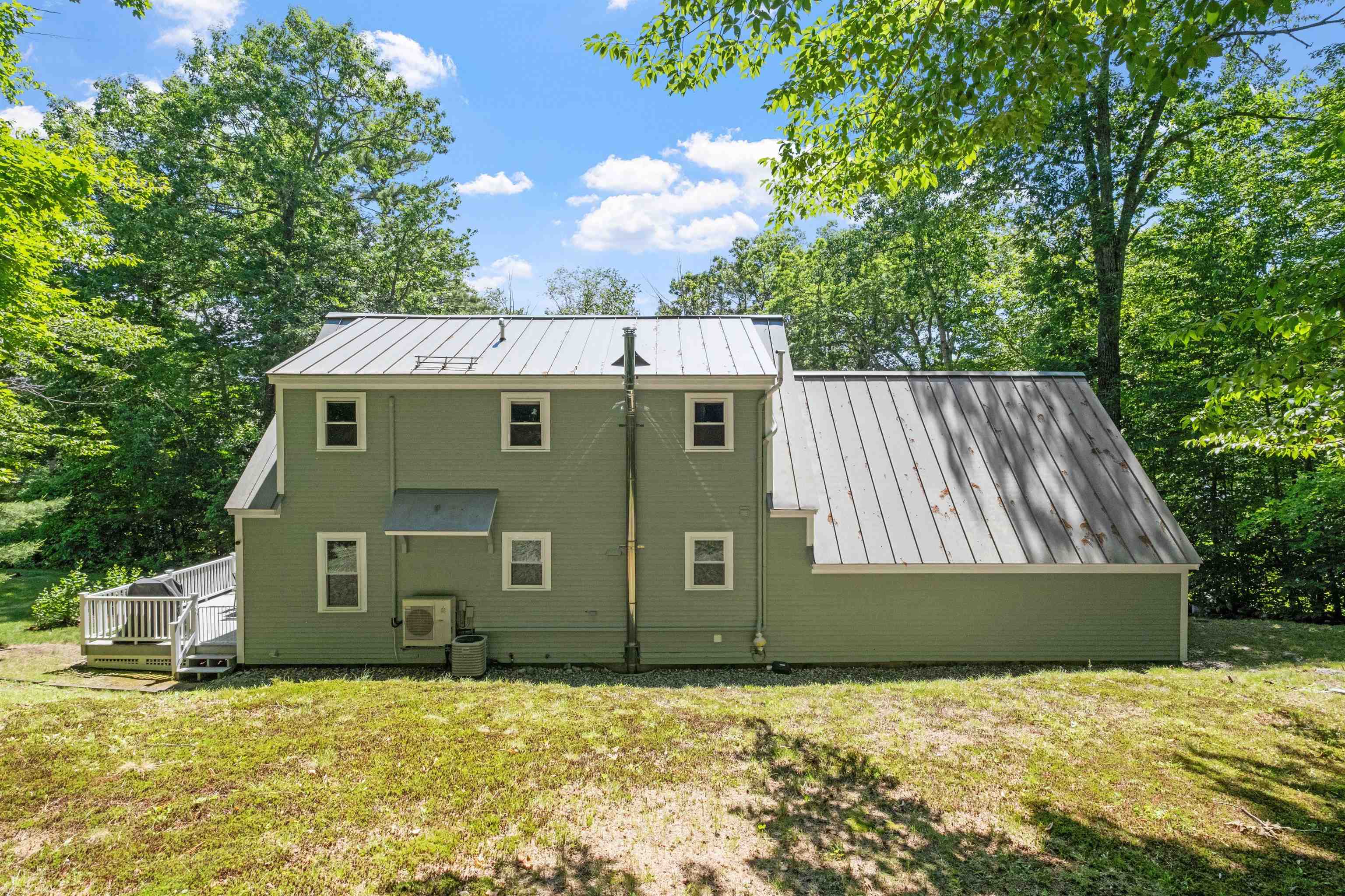 5 Lloyd Road Wolfeboro, NH 03894 - Photo 38 of 47