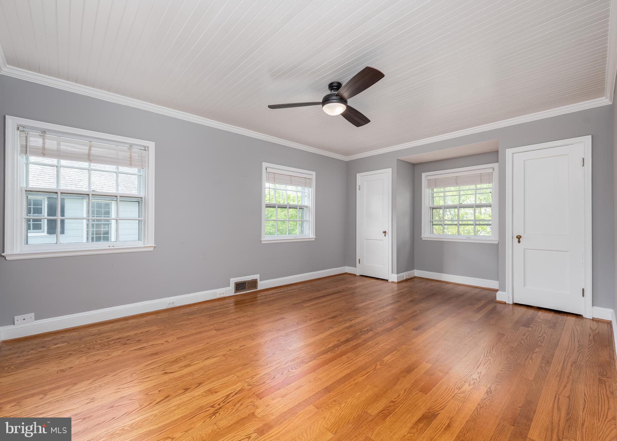 309 Broadmoor Road Baltimore, MD 21212 - Photo 16 of 31 Master bedroom