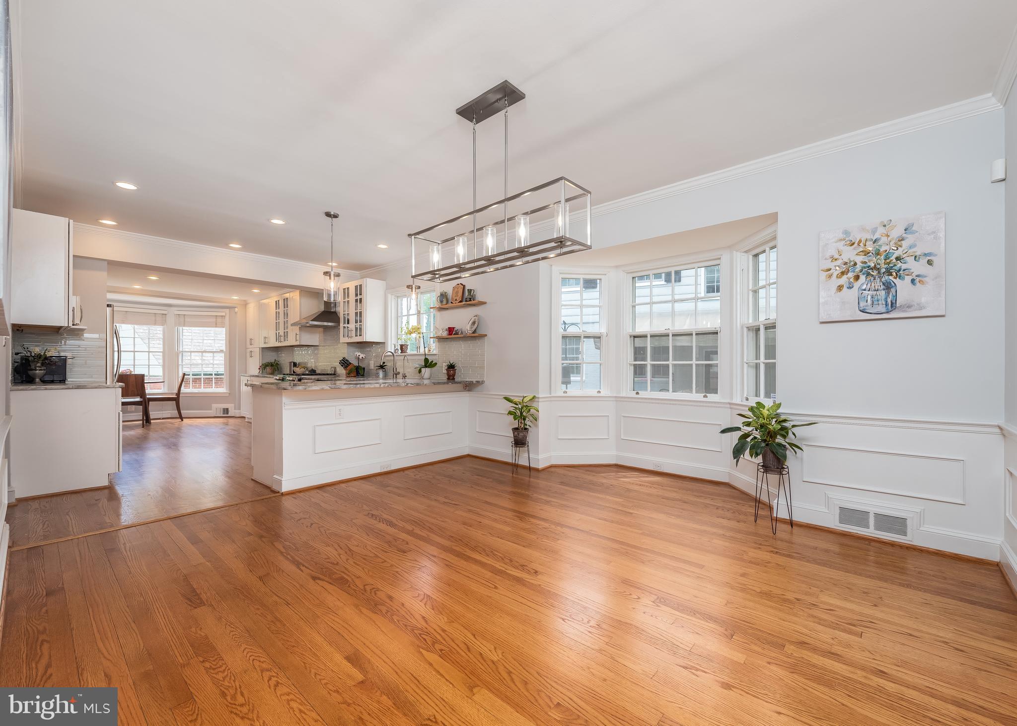 309 Broadmoor Road Baltimore, MD 21212 - Photo 5 of 31