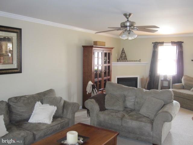 340 Olde Hickory Road Mount Wolf, PA 17347 - Photo 3 of 16 Gallery Image 3