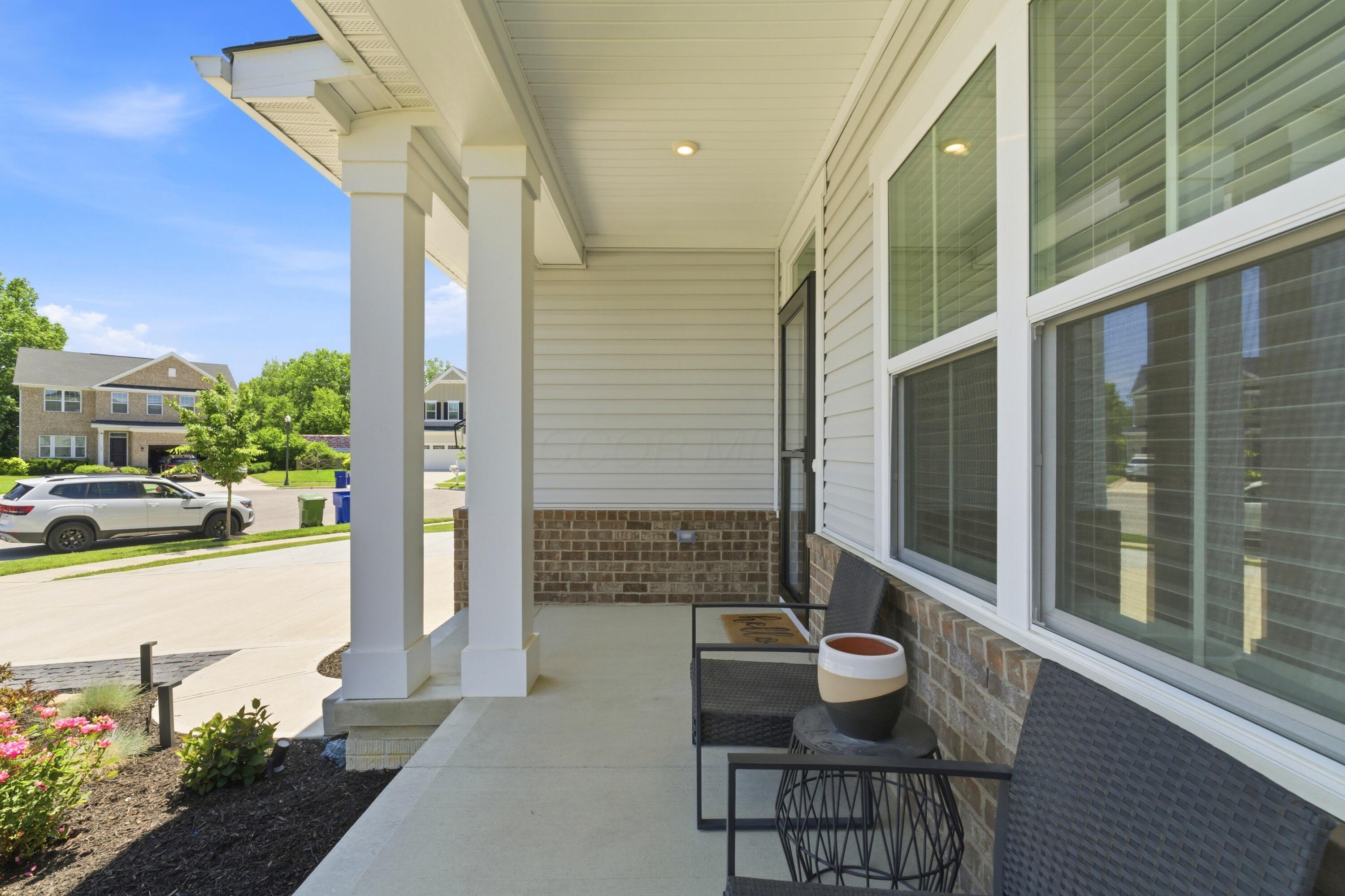 124 Steeplechase Street Delaware, OH 43015 - Photo 4 of 64 Front Porch