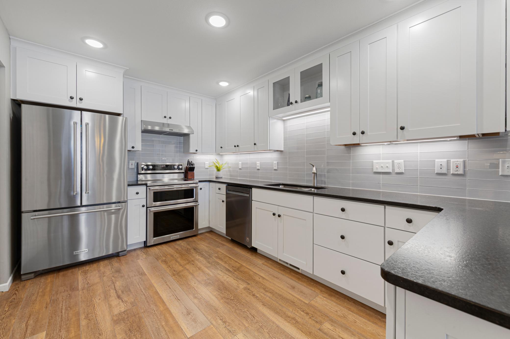 1302 25th Avenue Northwest Faribault, MN 55021 - Photo 3 of 27