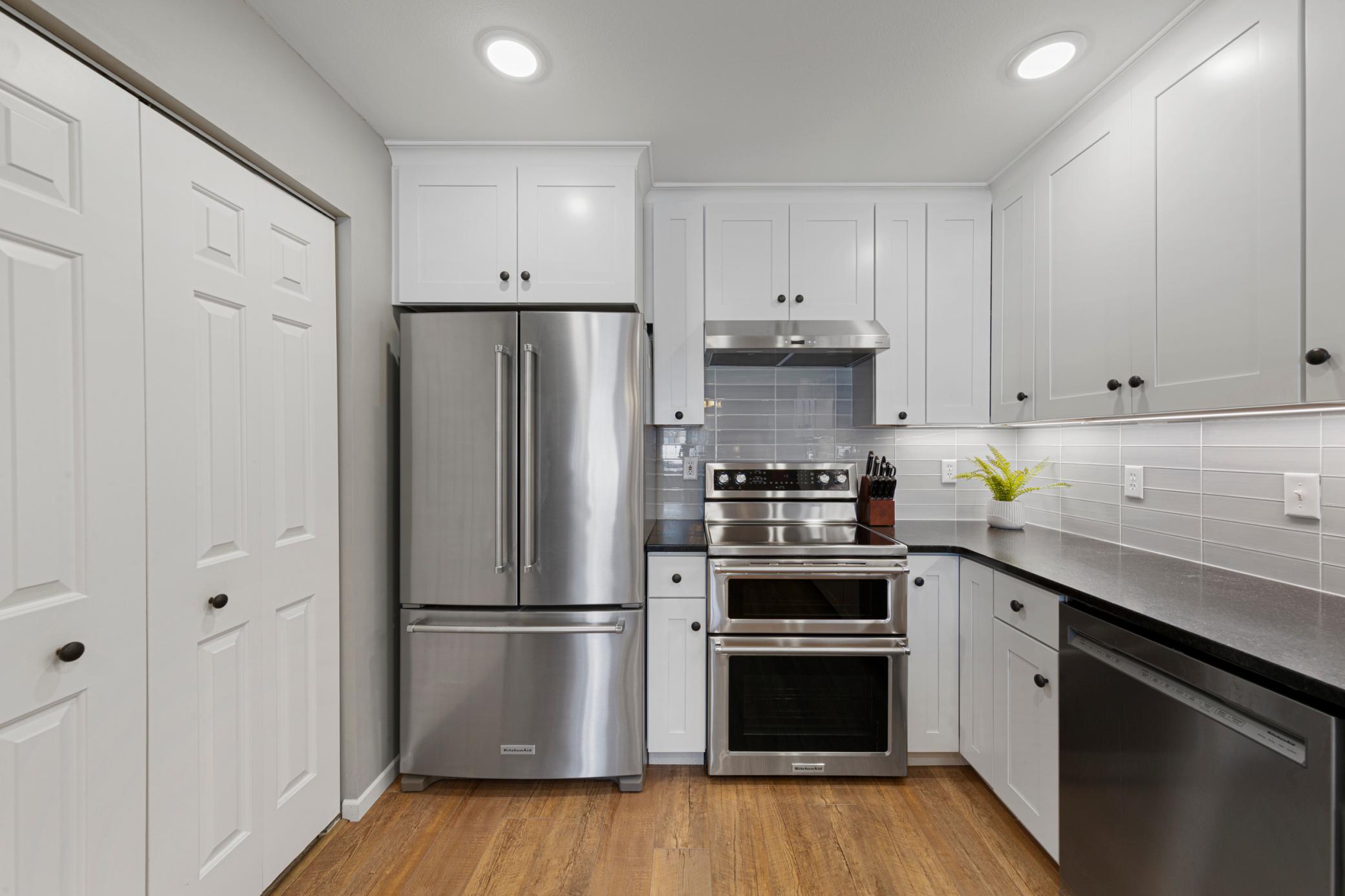 1302 25th Avenue Northwest Faribault, MN 55021 - Photo 5 of 27