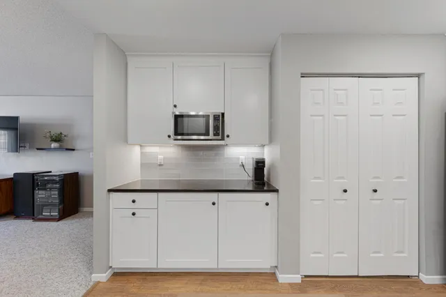 $274,999 | 1302 25th Avenue Northwest, Faribault, MN 55021