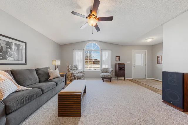 $274,999 | 1302 25th Avenue Northwest, Faribault, MN 55021