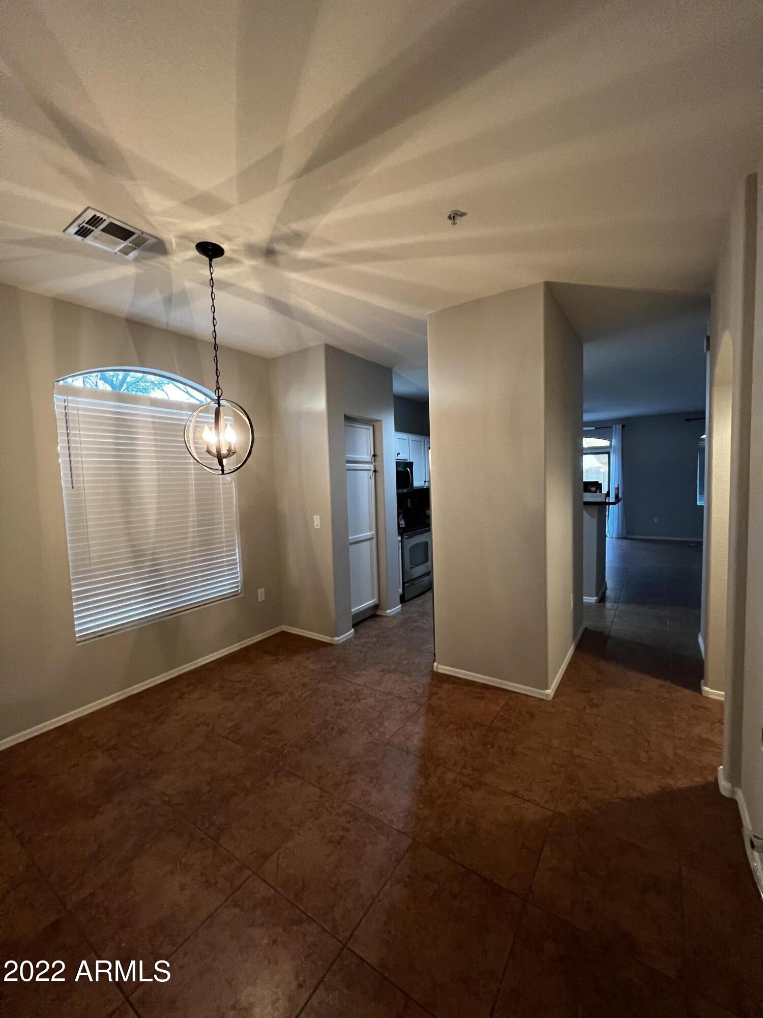 2150 West Alameda Road, Unit 1068 Phoenix, AZ 85085 - Photo 11 of 30 Dining Room 1